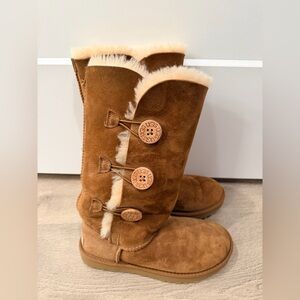 UGG Tan Suede Boots with Shearling